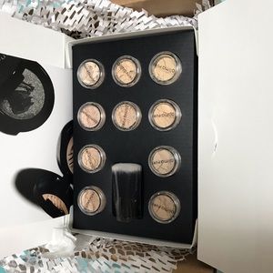 Alima Pure Find Your Match of Satin Foundation NIB